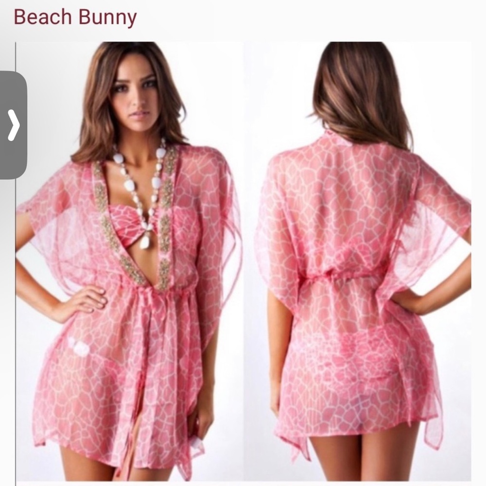 ISO : beach bunny Kimono Giraffe or Glitter in the air Size M